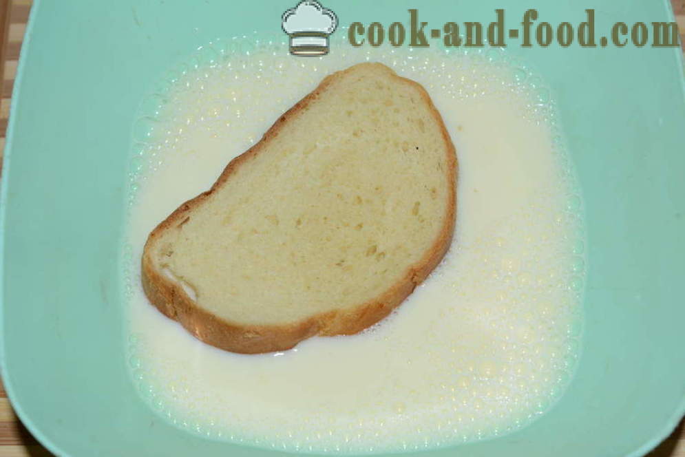 Søte brød ristet brød med egg og melk i en kjele - hvordan å lage et brød toast i en stekepanne, en trinnvis oppskrift bilder