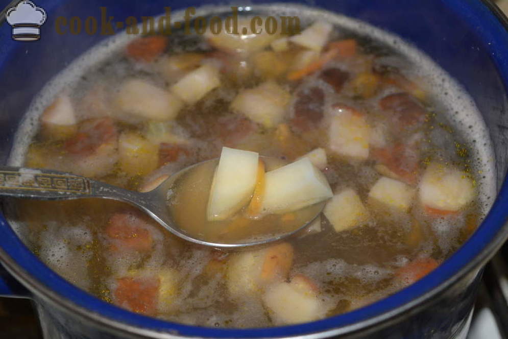 Suppe av hvite fersk sopp med kremost - Hvordan koke soppsuppe med sopp og ost, med en trinnvis oppskrift bilder