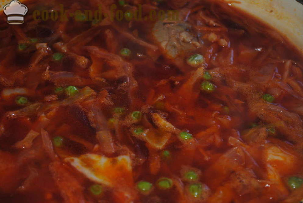 Borsch med rødbeter, kål og kjøtt - hvordan du koker suppe med rødbeter, med en trinnvis oppskrift bilder