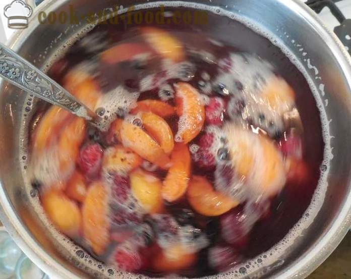 Marmelade rips bær, morbær, aprikoser og stivelse - hvordan å lage gelé bær og stivelse, med en trinnvis oppskrift bilder