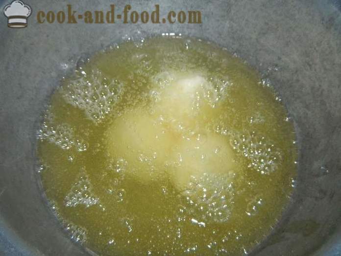 Curd donuts stekt i olje i en stekepanne - hvordan å lage smultringer fra ost raskt, trinnvis oppskrift bilder