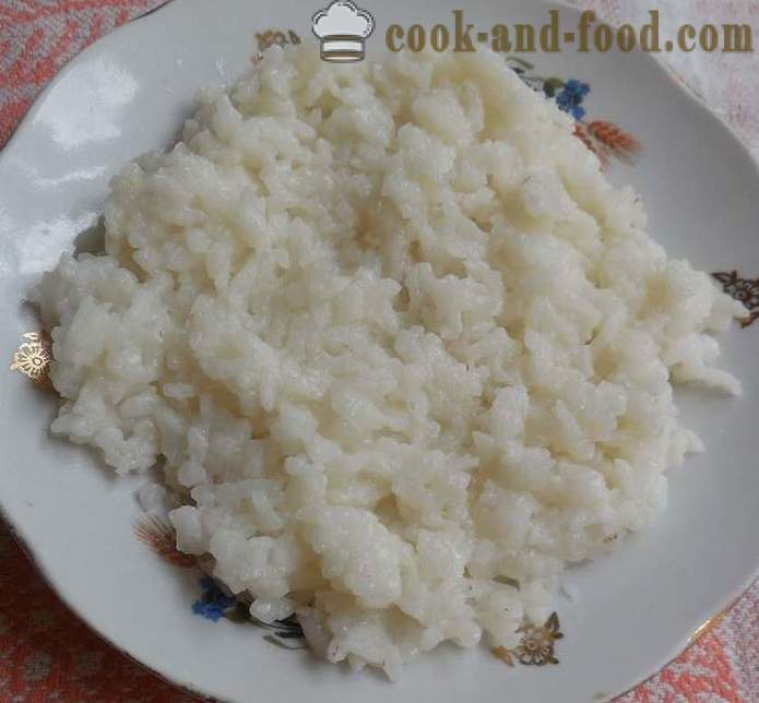 Hvordan koke ris grøt på vannet på en garnityr - en oppskrift med et bilde