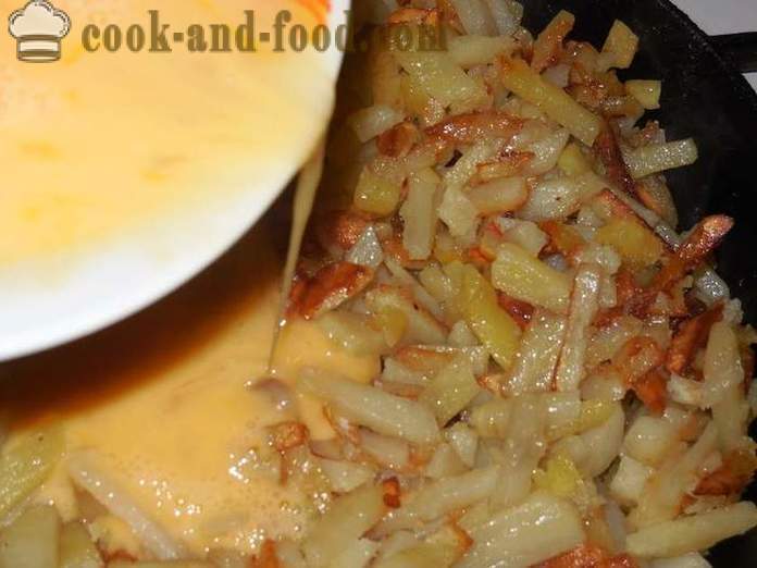 Stekte poteter i en gryte med bacon og egg - hvordan å lage deilige stekte poteter og riktig, trinnvis oppskrift med bilder.