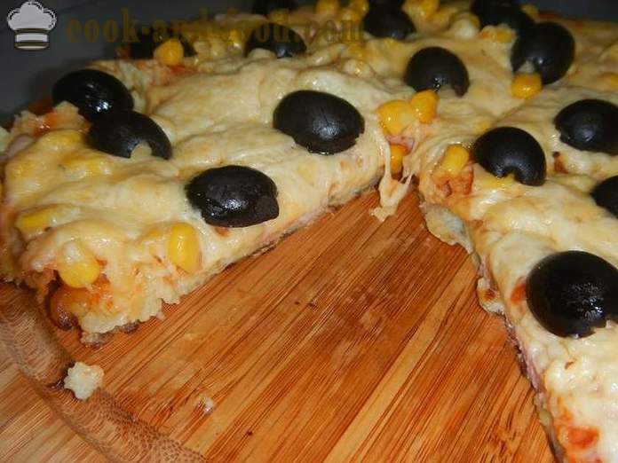 Fast potet pizza i pannen i 10 minutter eller potet pannekaker med fylling - hvordan å lage mat en pizza i en gryte, en trinnvis oppskrift med bilder.