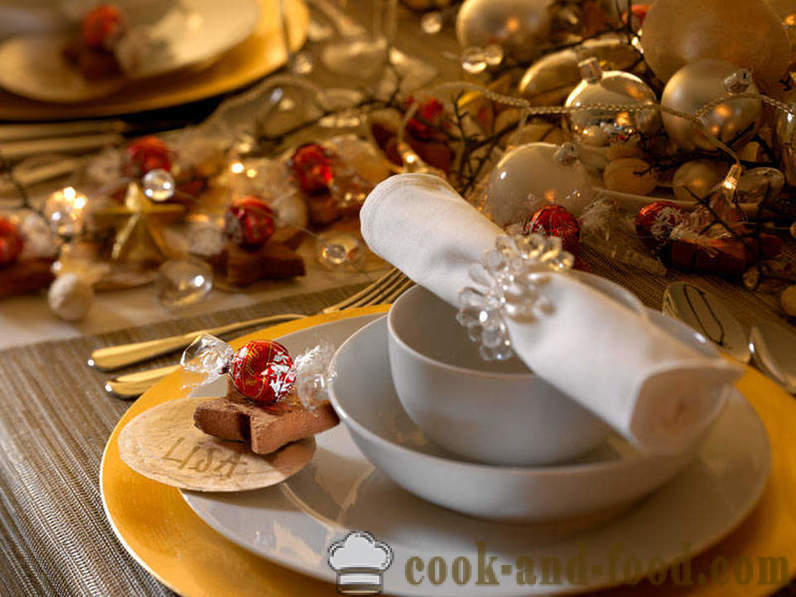 Nyttårs dekorasjon på bordet, hvordan å dekorere julebordet for 2015 sau (med bilder).