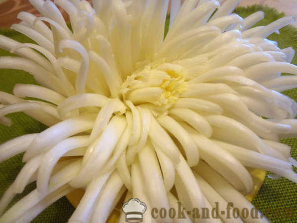Carving for Beginners grønnsaker: Chrysanthemum blomst av kinakål, bilder