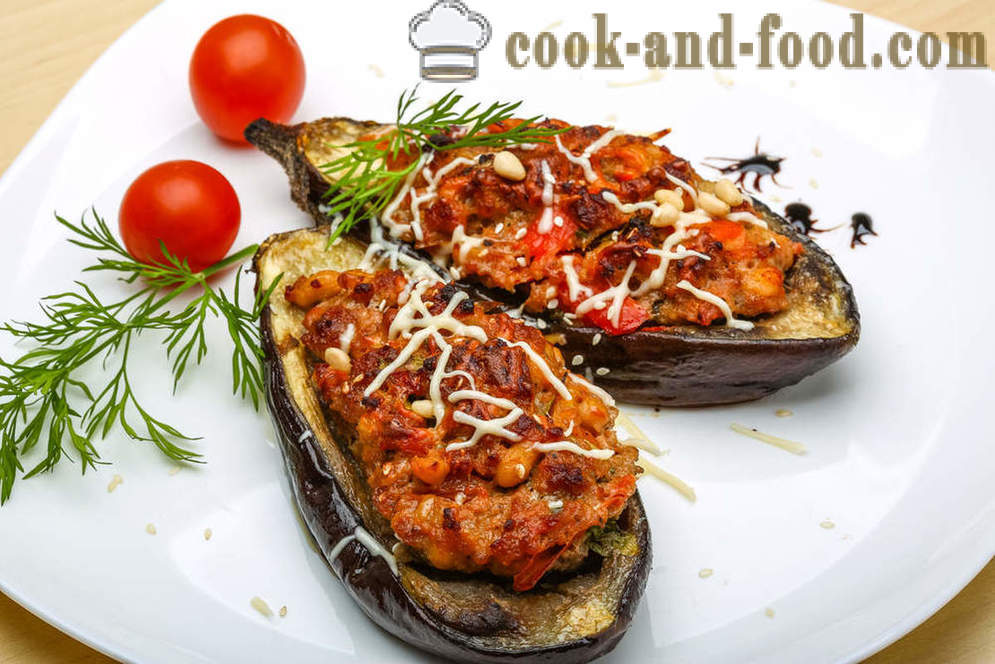 Stekt aubergine med tomater: deilig og lett!